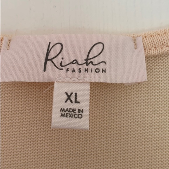 Riah Fashion - Cream Knot front top - Picture 2 of 3